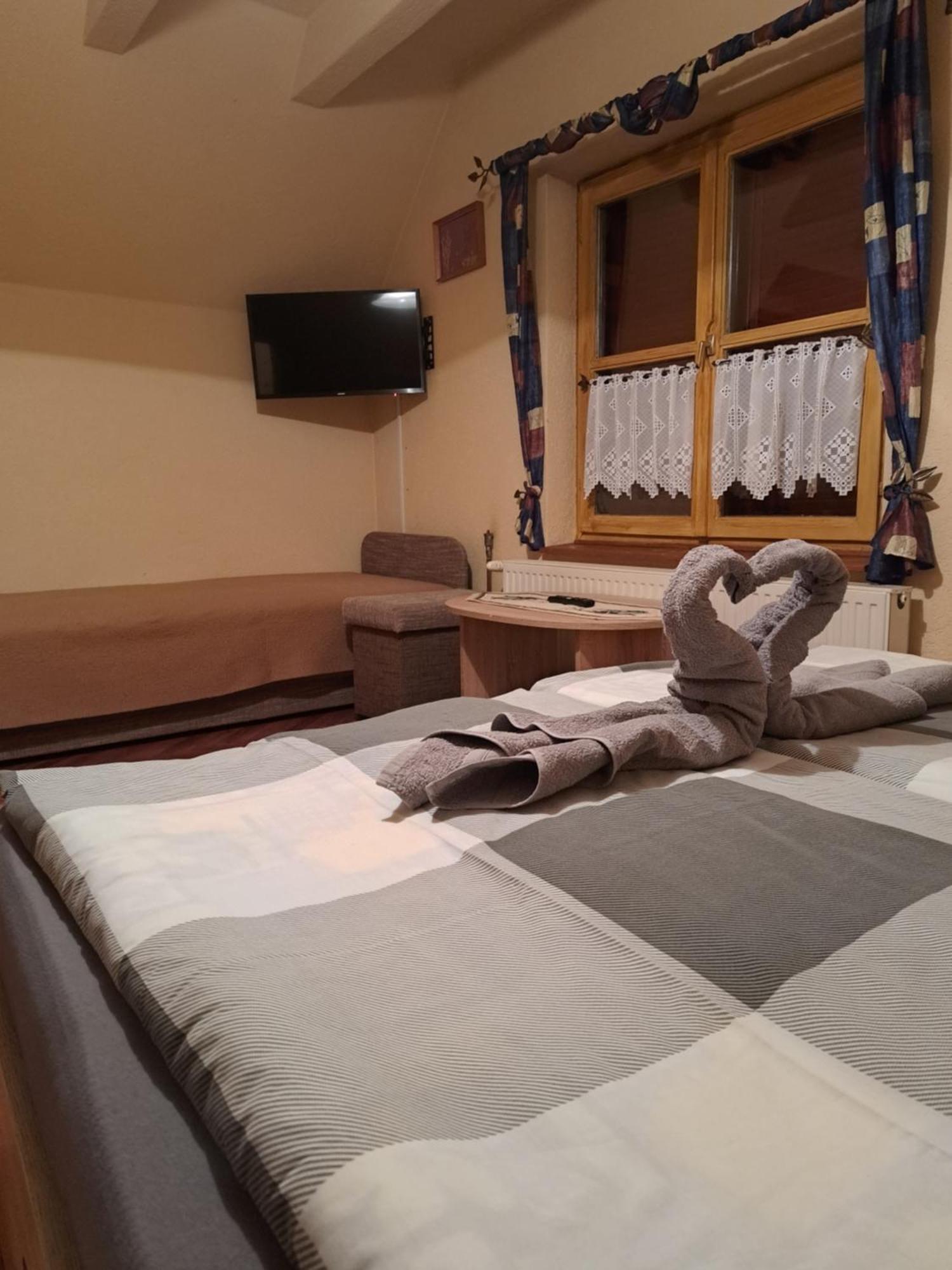 Agnes Pihenohaz Hotel Szilvasvarad Ngoại thất bức ảnh